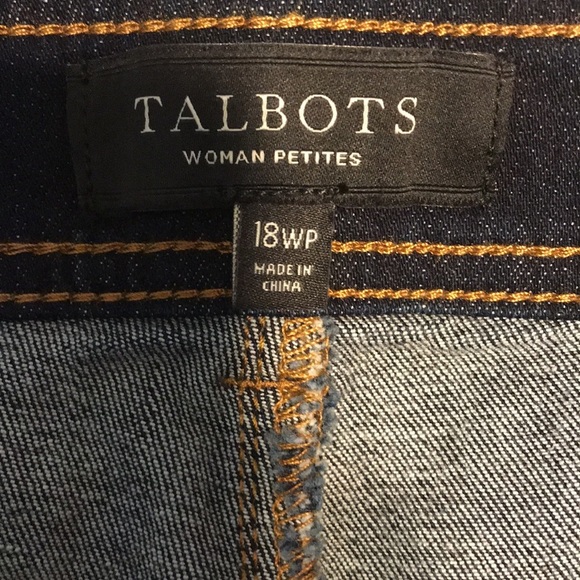 Talbots dark wash denim Capri jeans with button details along sides size 18 WP - Picture 10 of 11